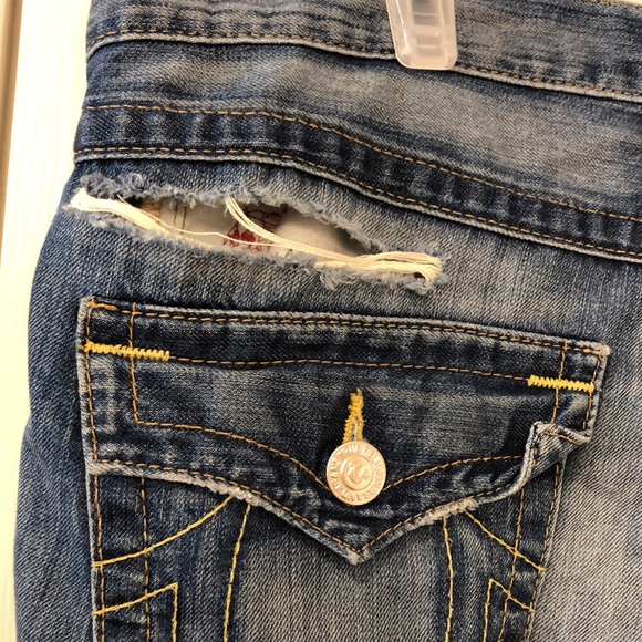 True Religion Shorts! Size 32 😎 - Picture 8 of 9